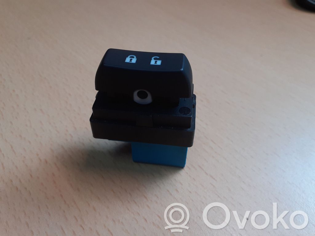 Central locking switch button   30415