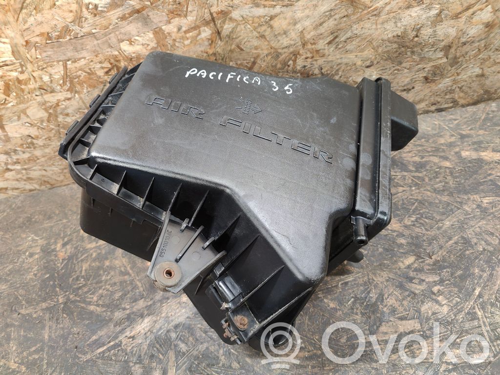 Chrysler Pacifica Air filter box 