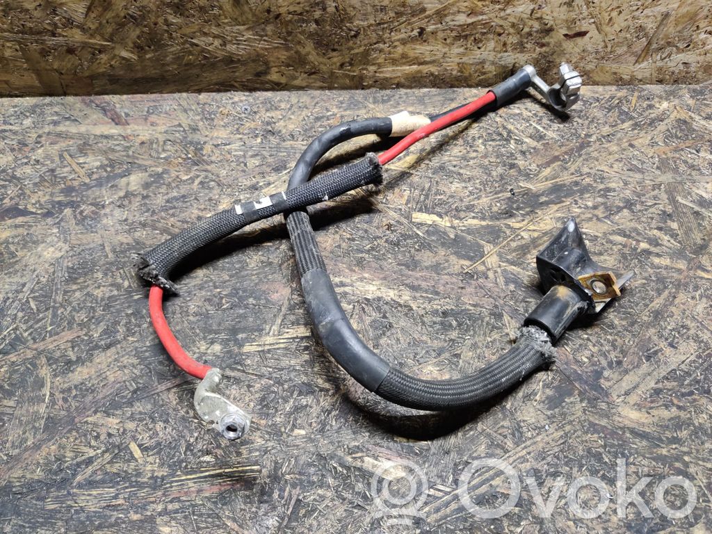 Volkswagen Jetta VI Plus / Klema / Przewód akumulatora 