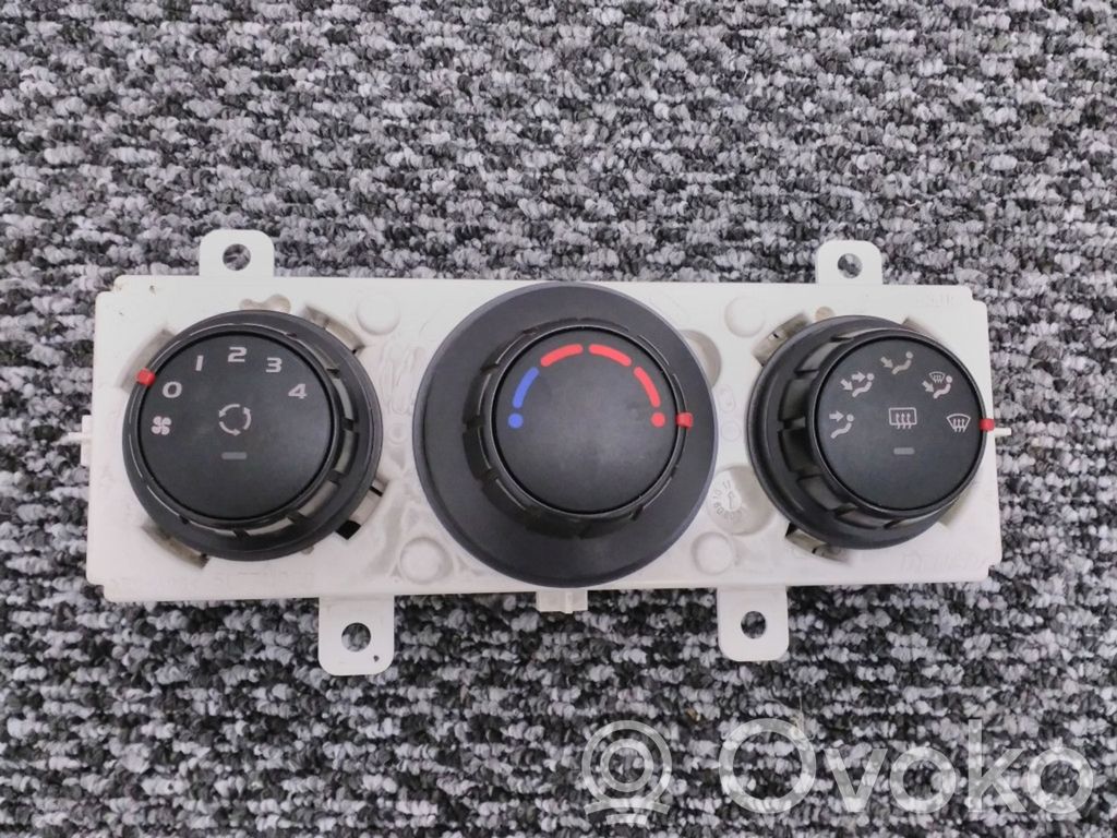 Renault Master III Climate control unit 