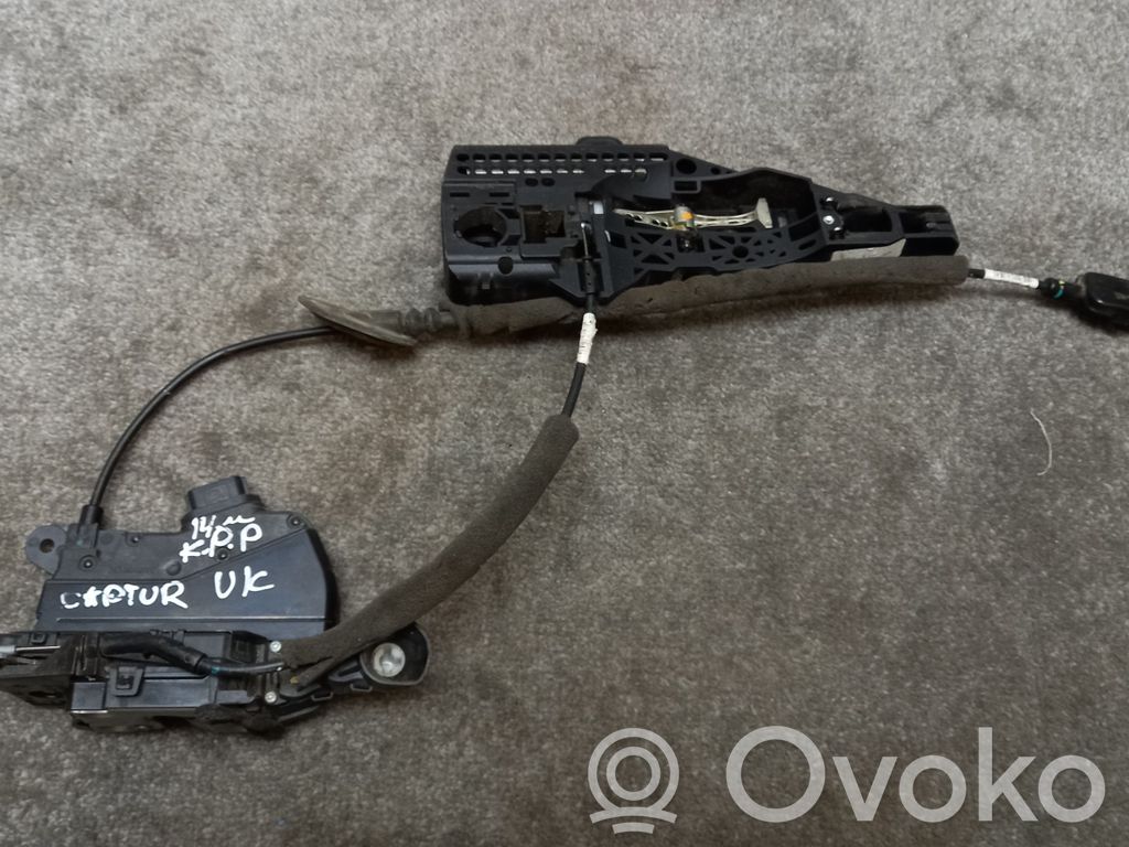 Renault Captur Front door lock 