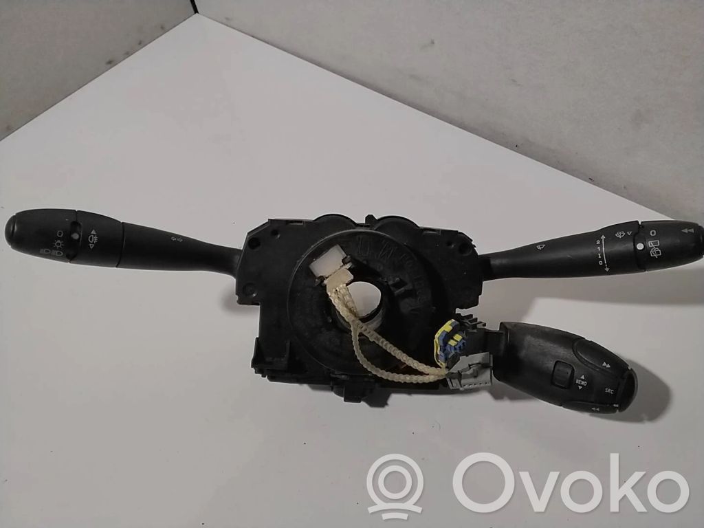Citroen Berlingo Wiper turn signal indicator stalk/switch 