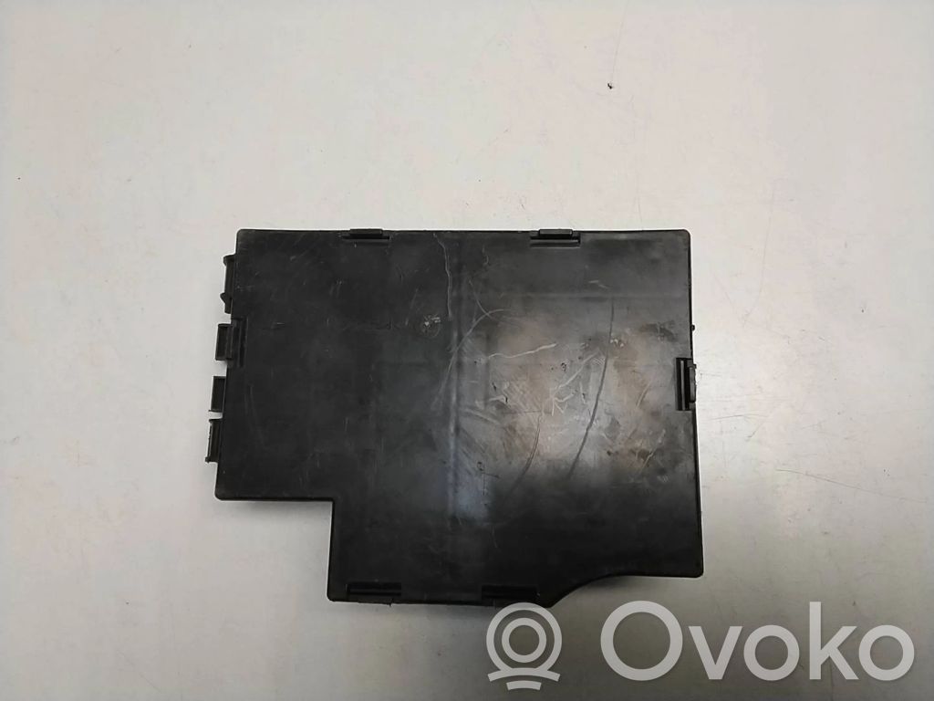 Renault Trafic II (X83) Module confort 