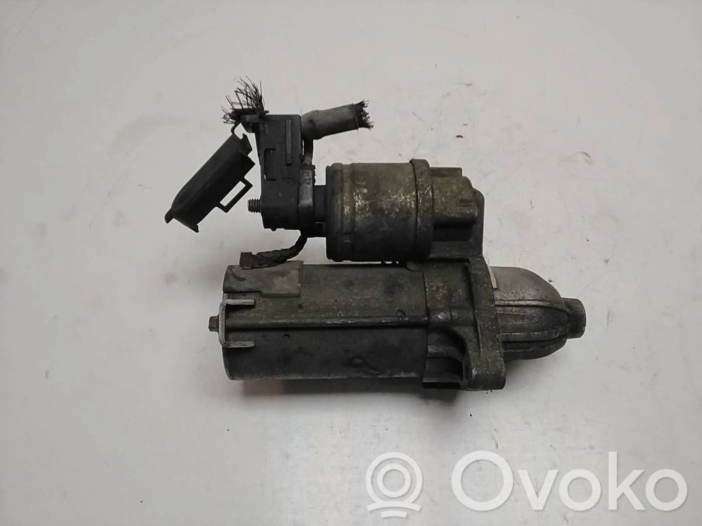 Starteris   51823860,C880D6G32,17A0502,0000051810302,3110084EC0,3110085E00,31100M86J01,31100M86J20,33353237,42014860,42107429,42458191,51880229,55353237,5535325,55561503,55569540,6202099,71424238,71793302,9317813,93178138,9318624,93186246,93190320,95511894