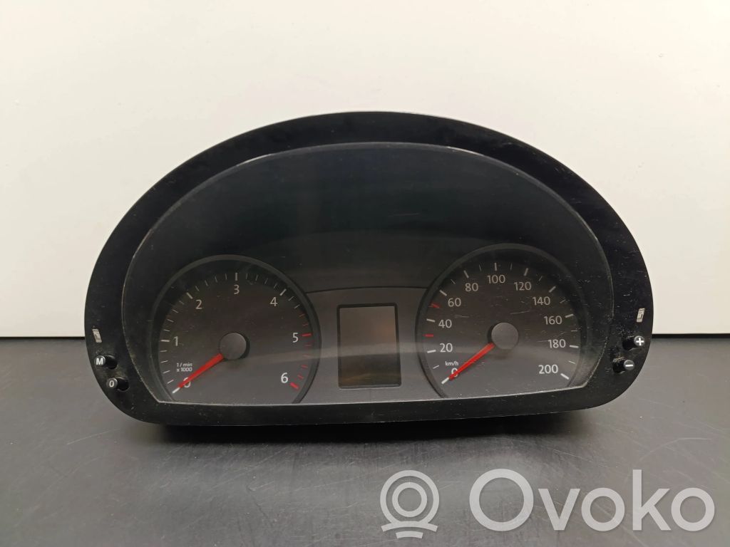 Volkswagen Crafter Speedometer (instrument cluster) 