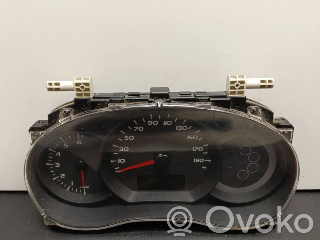 Renault Master III Geschwindigkeitsmesser Cockpit 