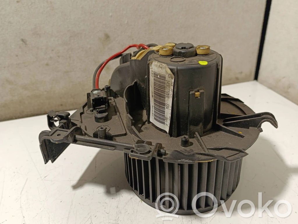 Peugeot Expert Mazā radiatora ventilators 