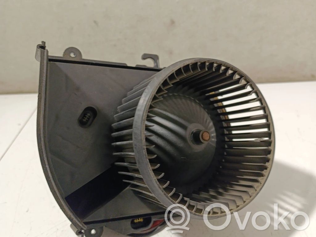 Peugeot Expert Mazā radiatora ventilators 