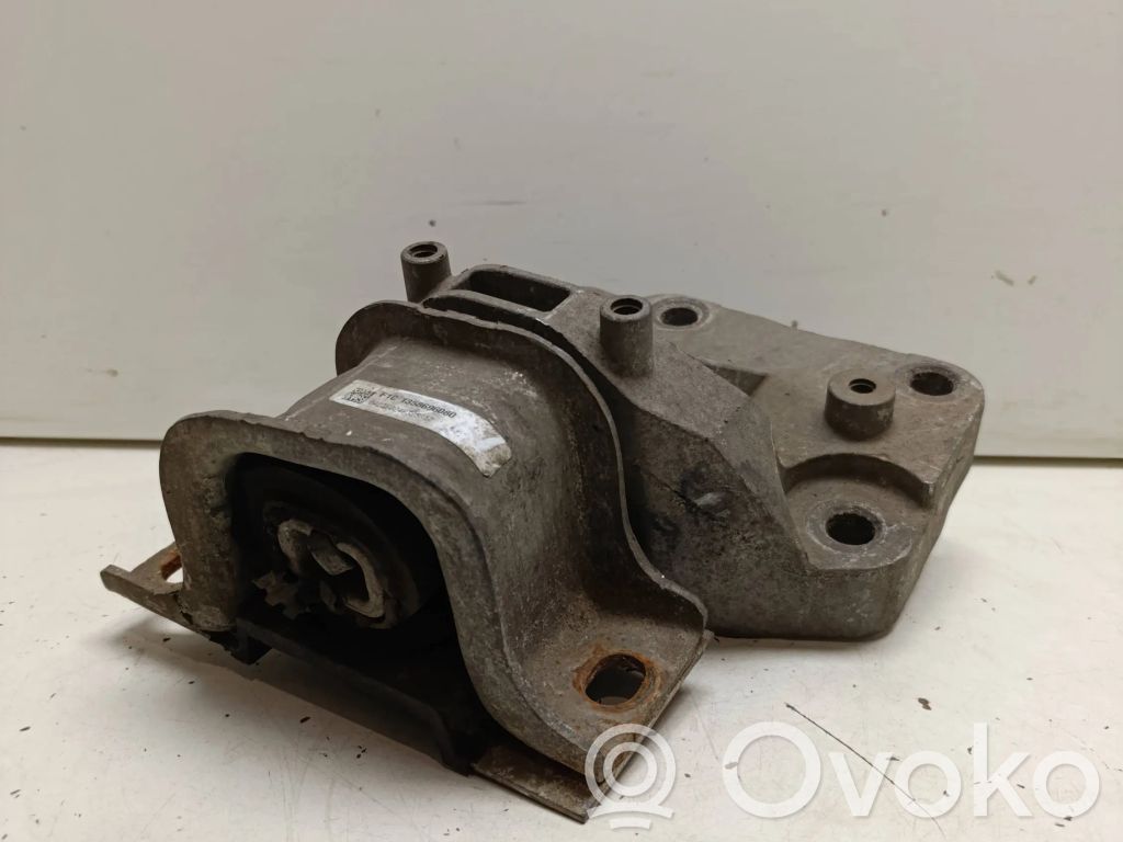 Engine mount bracket   1358696080,A530224335