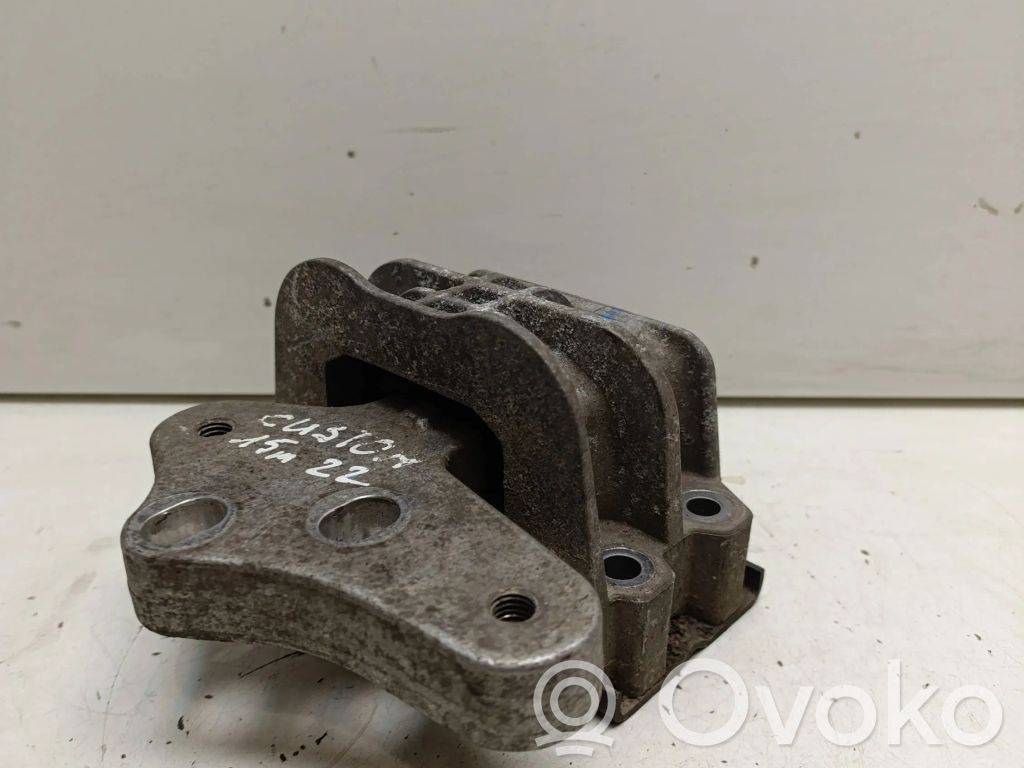Ford Transit Custom Engine mount bracket 