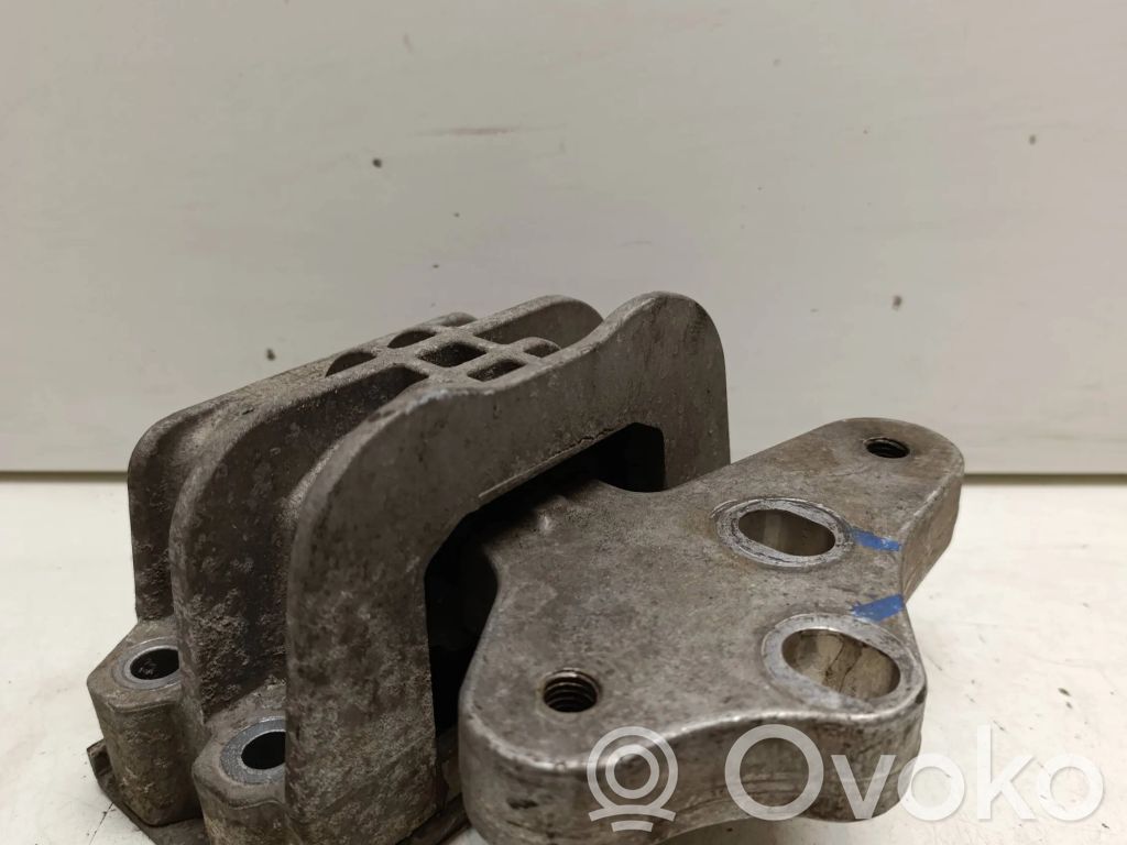 Ford Transit Custom Engine mount bracket 