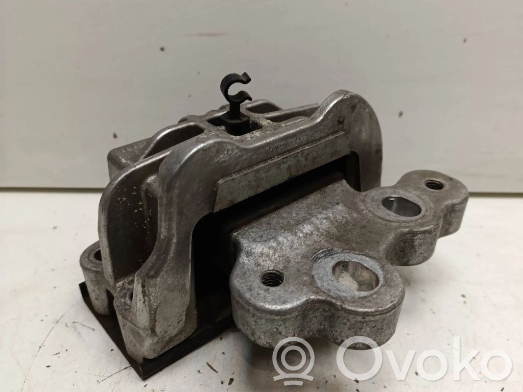 Ford Transit Custom Engine mount bracket 