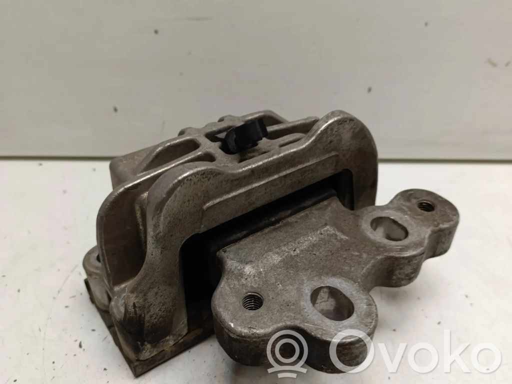 Ford Transit Custom Engine mount bracket 