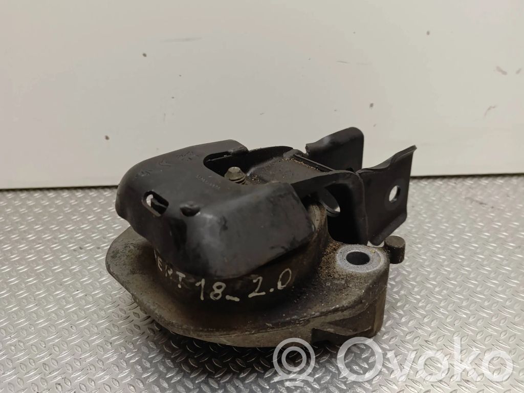 Peugeot Expert Engine mount bracket 