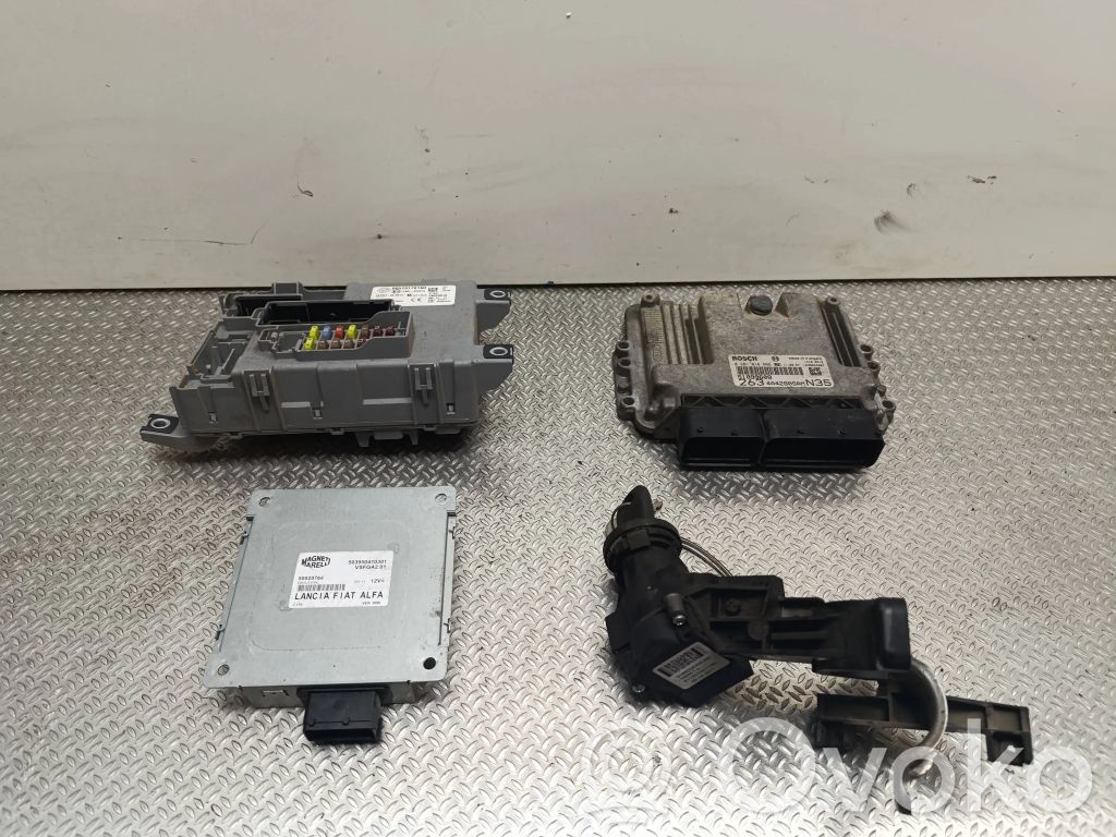 Fiat Doblo Engine ECU kit and lock set 