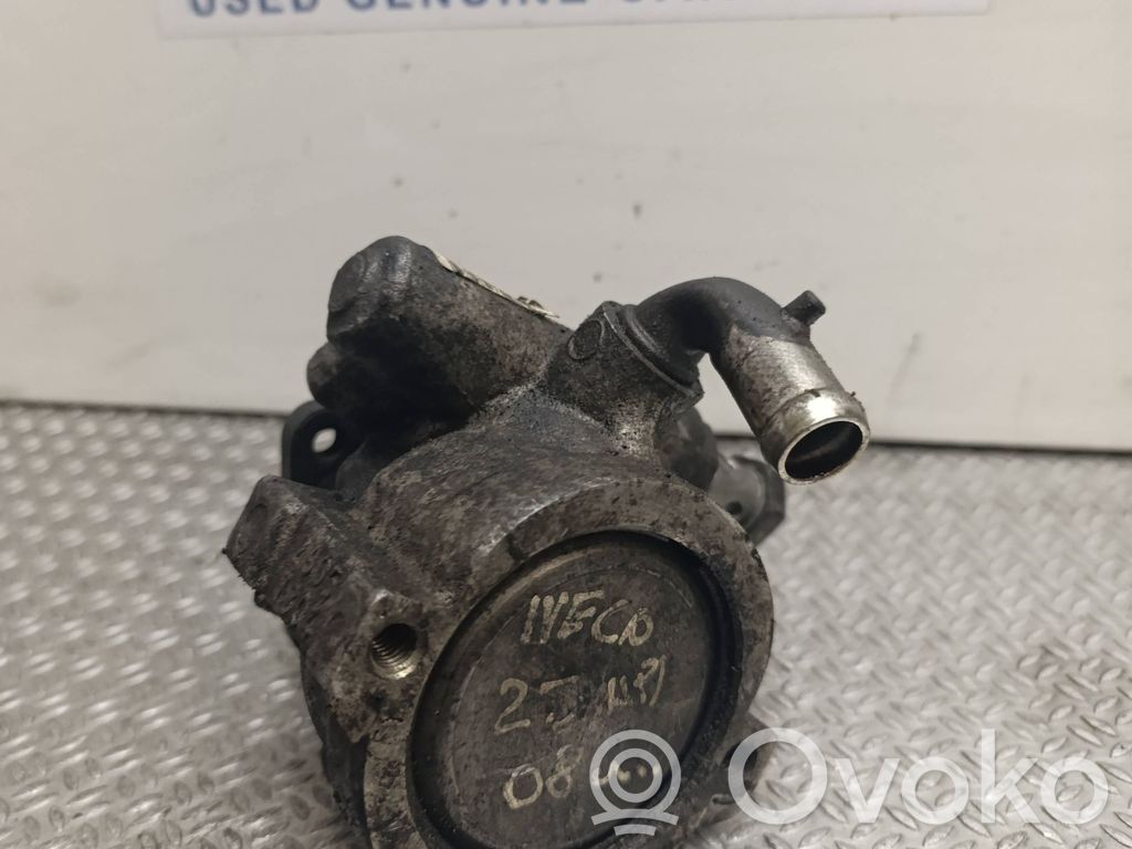 Iveco Daily 3rd gen Ohjaustehostimen pumppu 