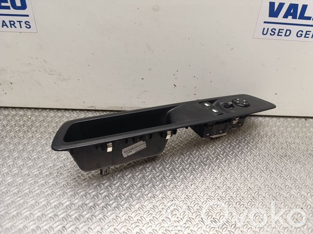 Peugeot Expert Electric window control switch 