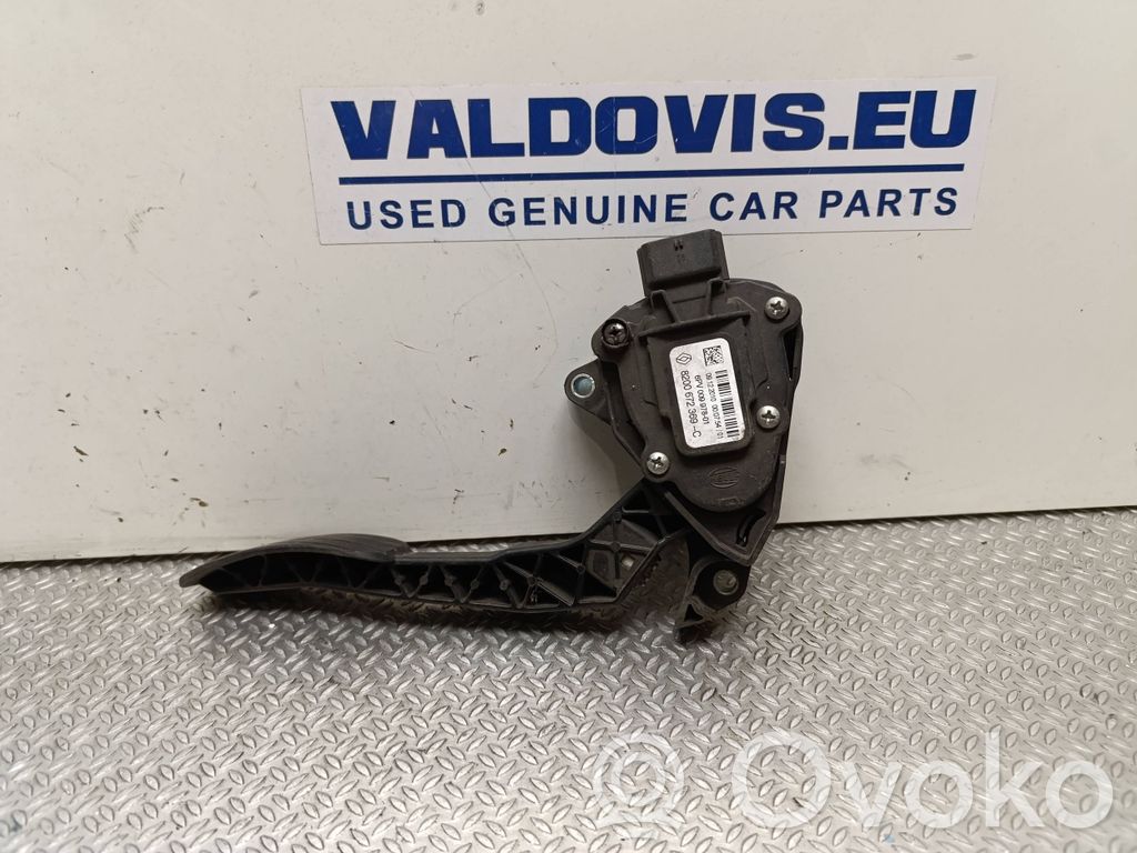 Renault Master III Accelerator throttle pedal 