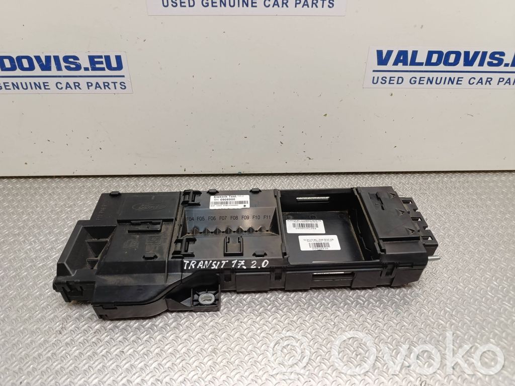 Ford Transit Skrzynka bezpieczników / Komplet 