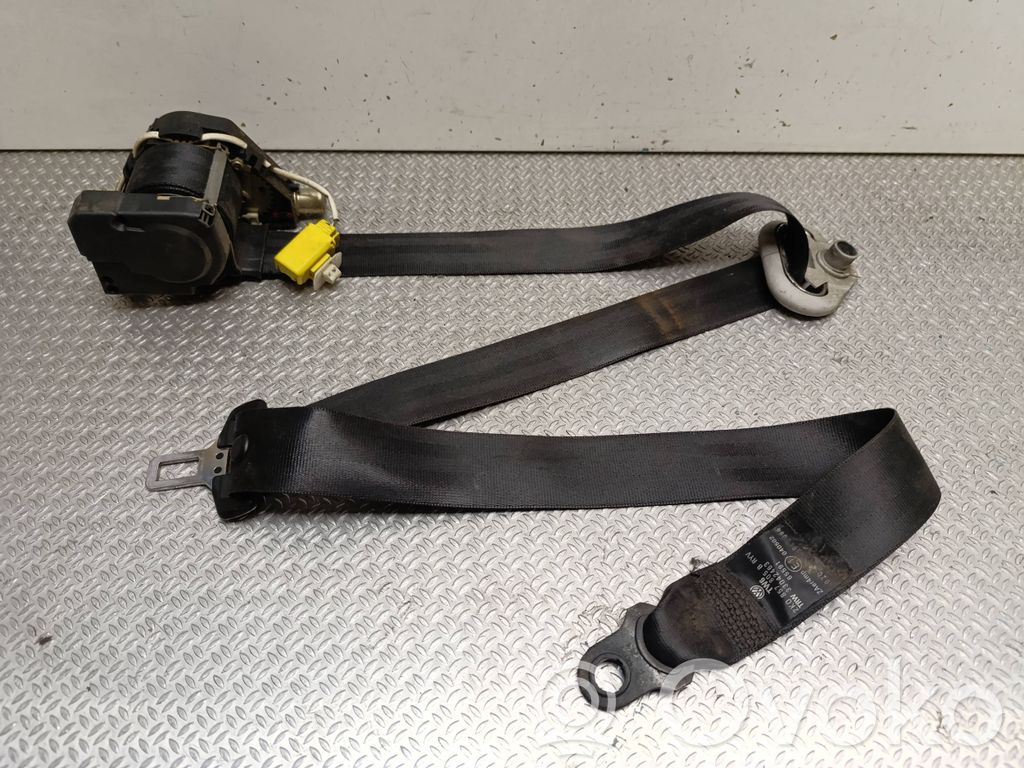 Volkswagen Caddy Cinturón delantero 