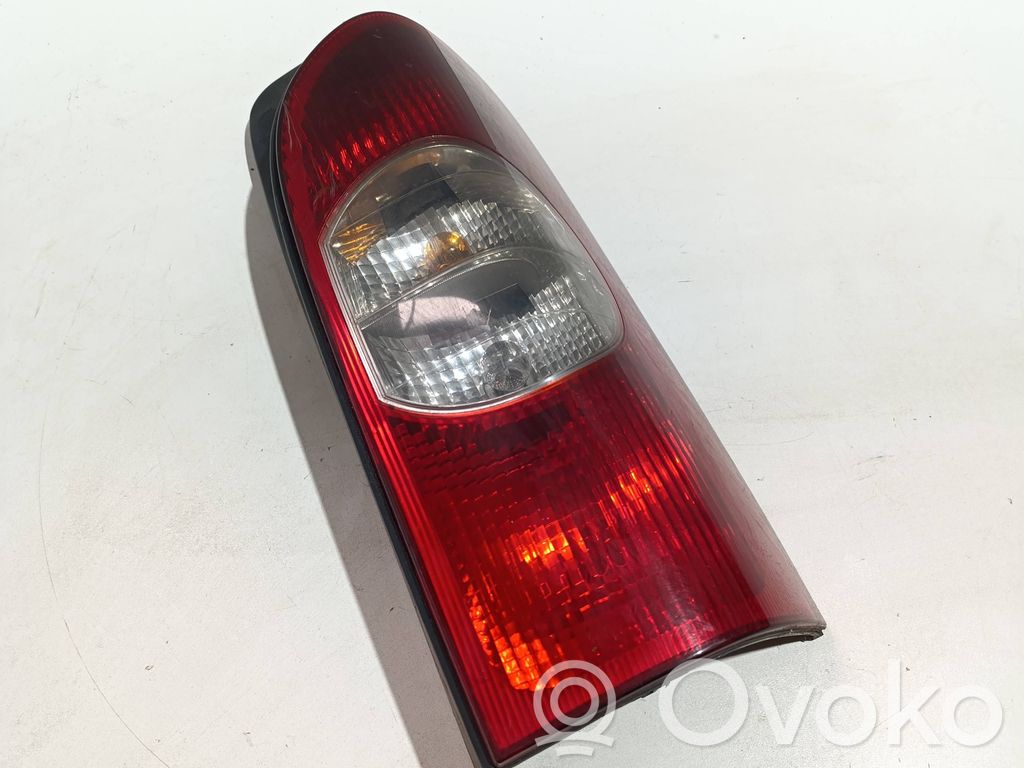 Opel Movano A Задний фонарь в кузове 