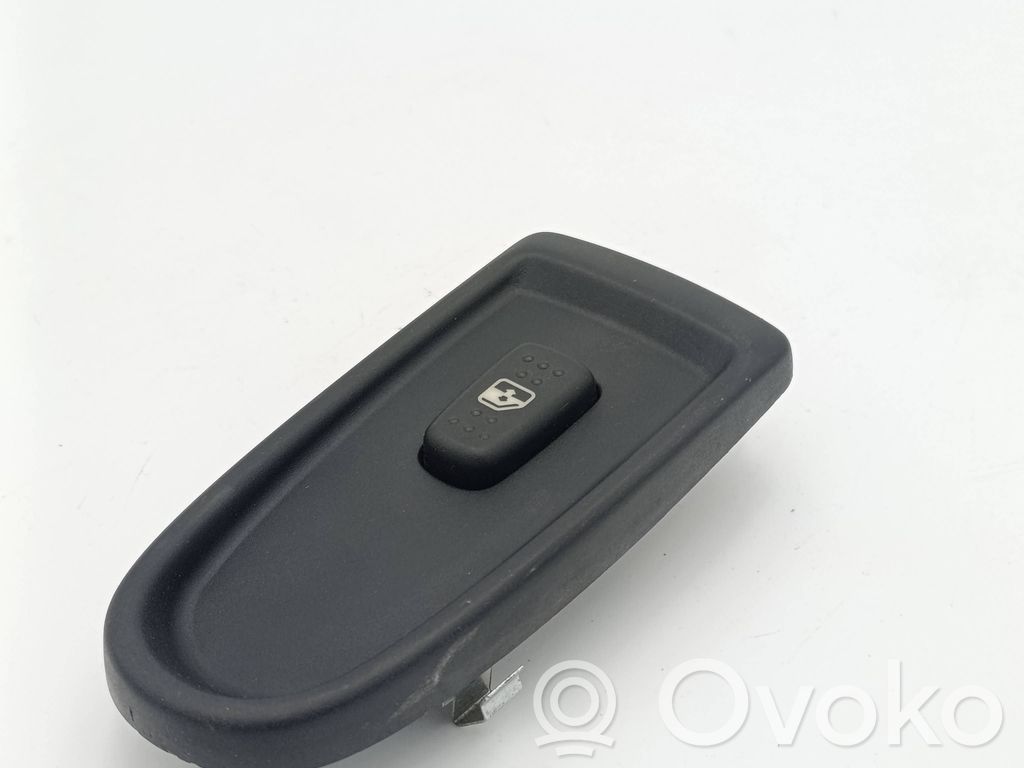 Iveco Daily 4th gen Electric window control switch 