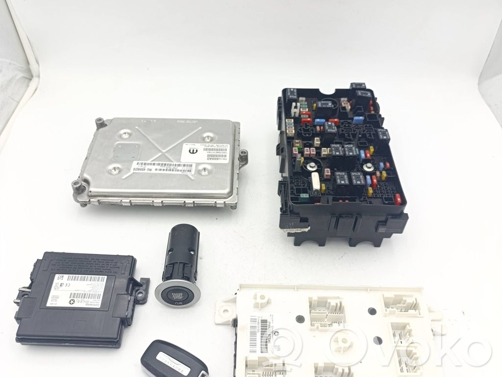 Chrysler Pacifica Juego de cerradura y set ECU del motor 