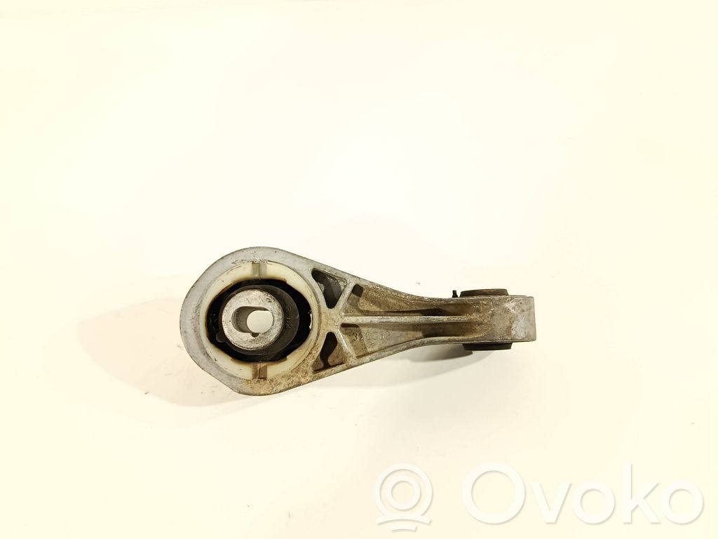 Nissan NV200 Engine mount bracket 