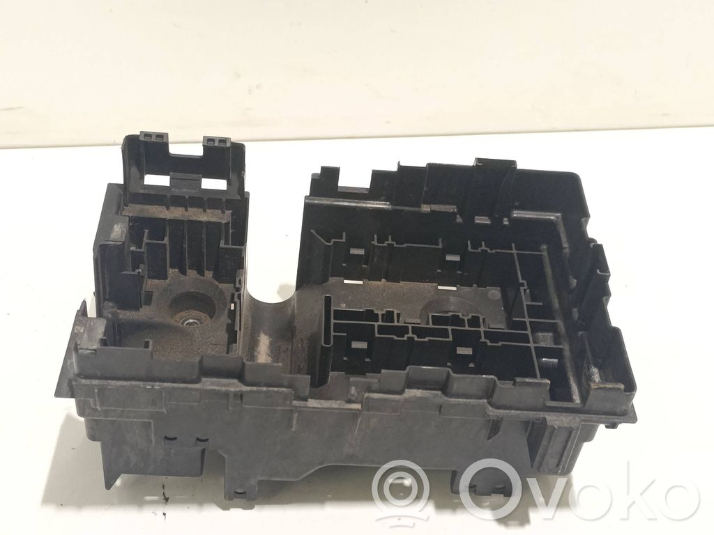 Chrysler Pacifica Fuse box set 