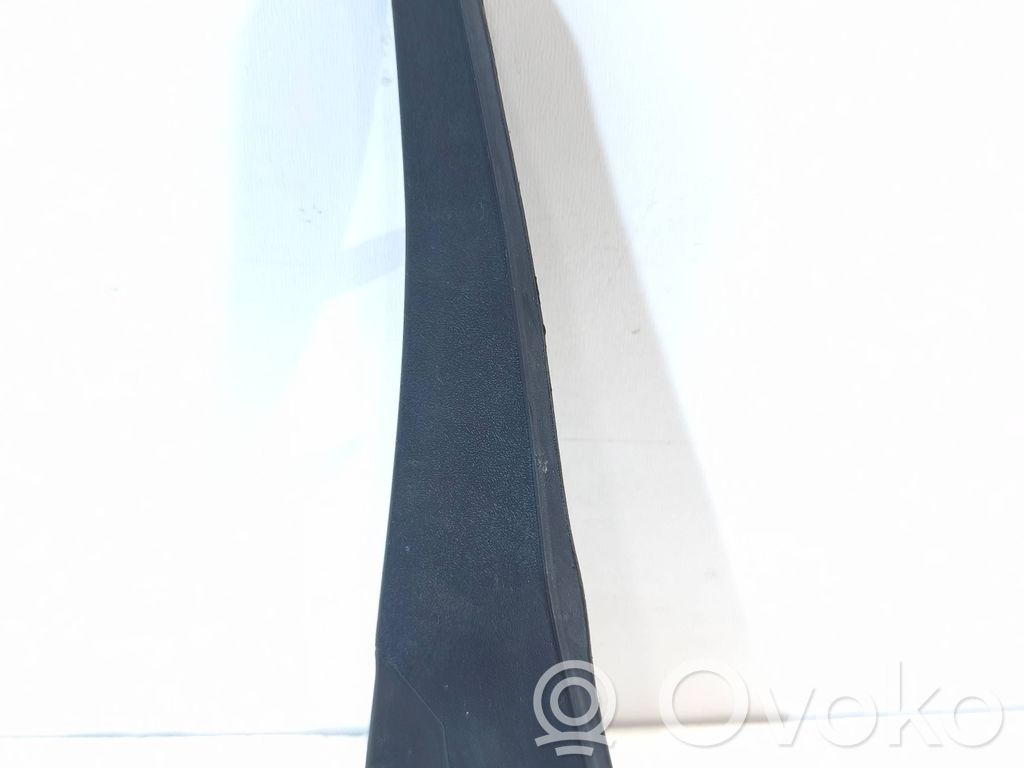 Ford Transit Courier Wiper trim 