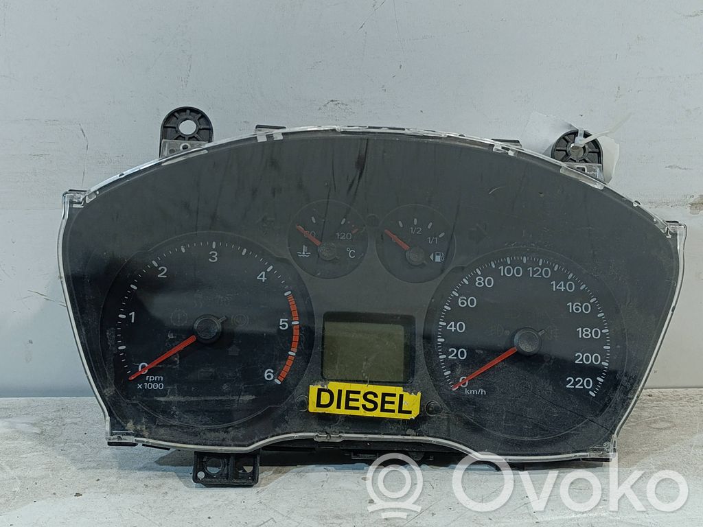 Speedometer (instrument cluster)   21678068,0002068661,CC1T10849