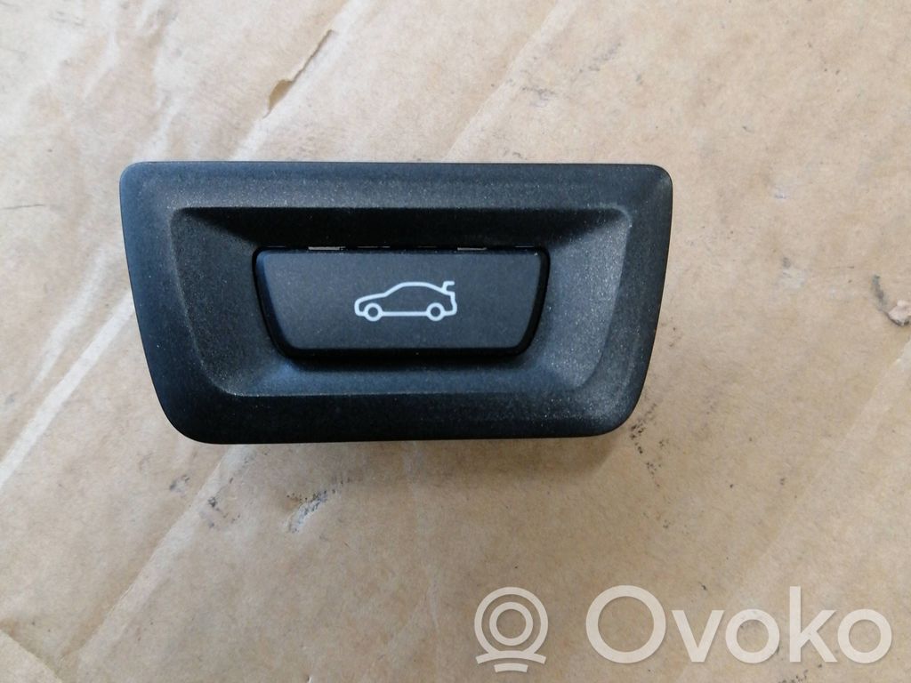 BMW X4 G02 Tailgate opening switch 