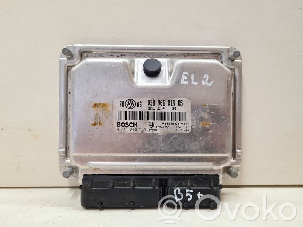 Volkswagen PASSAT B5.5 Engine control unit/module 
