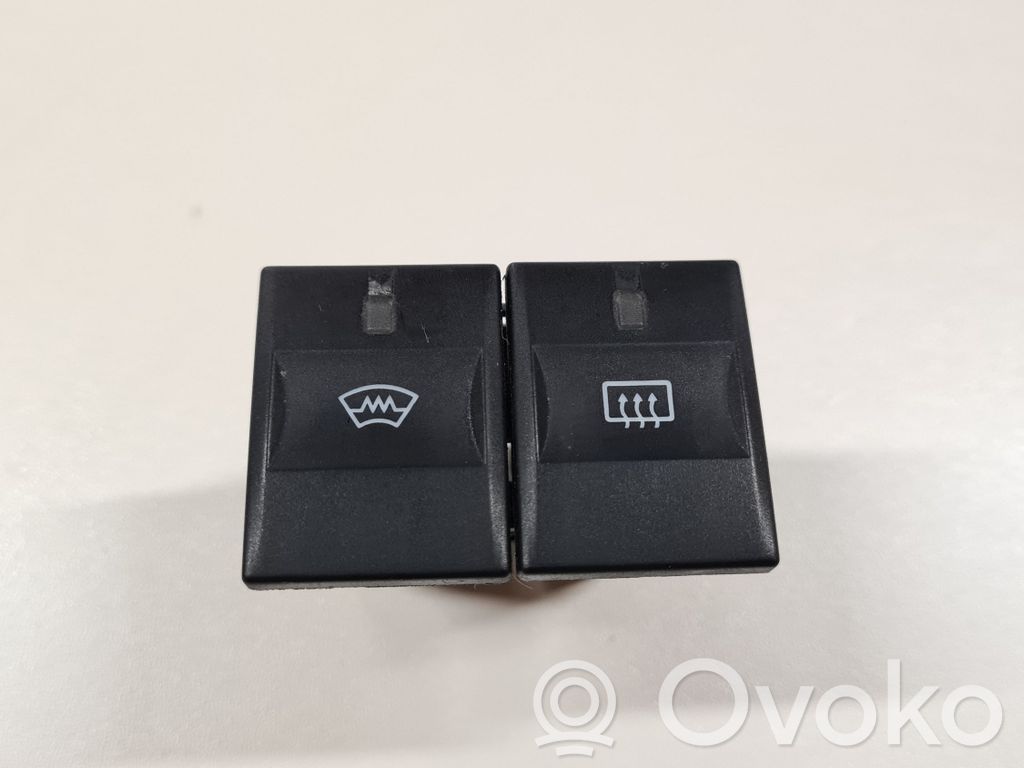 Ford Mondeo Mk III Windscreen/window heater switch 