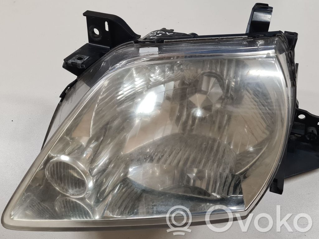 Mazda MPV Headlight/headlamp 