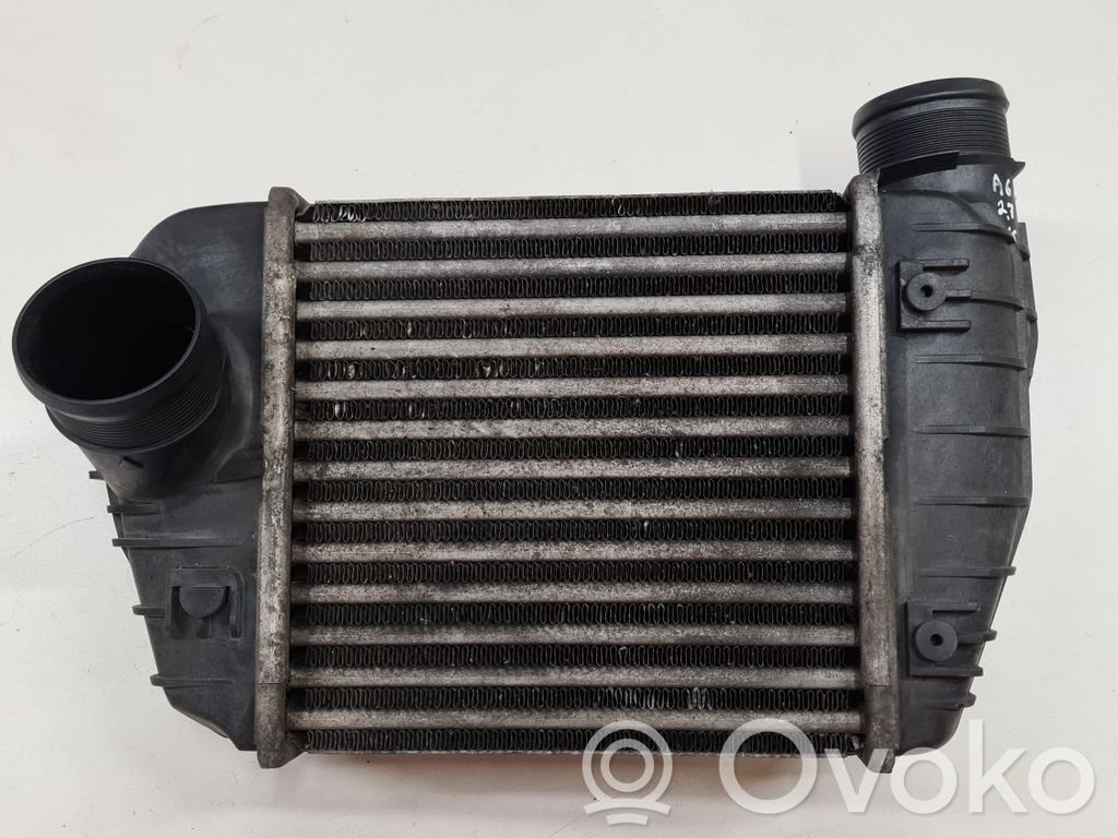 Audi A6 S6 C6 4F Interkūlerio radiatorius 