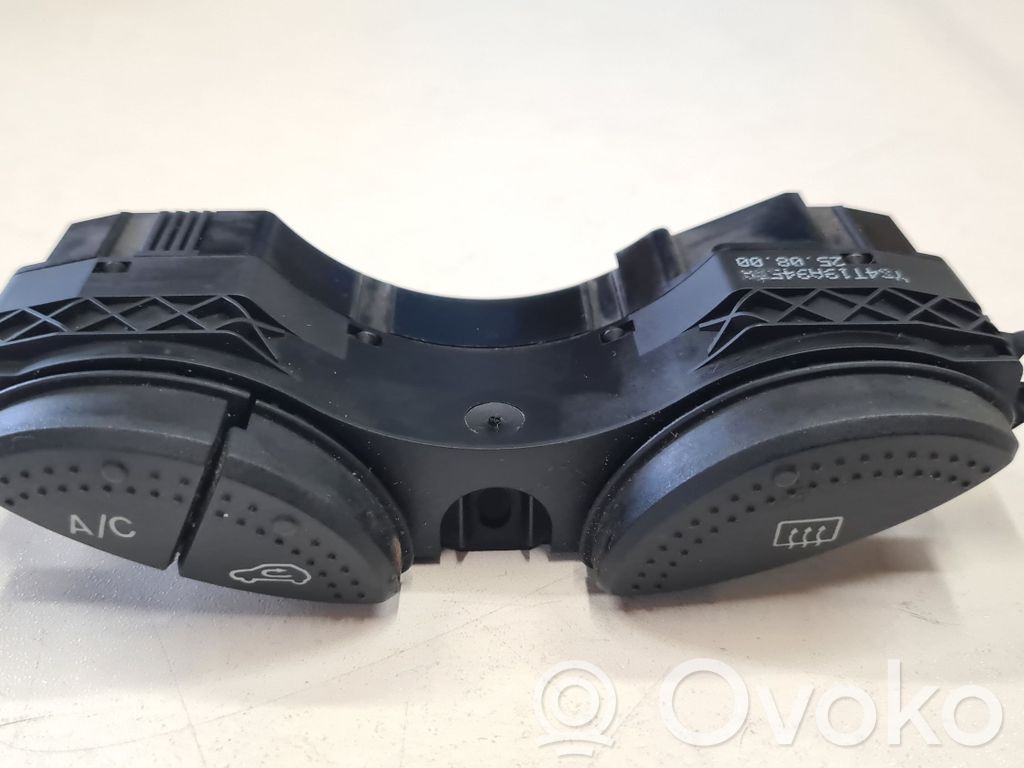 Ford Focus Windscreen/window heater switch 