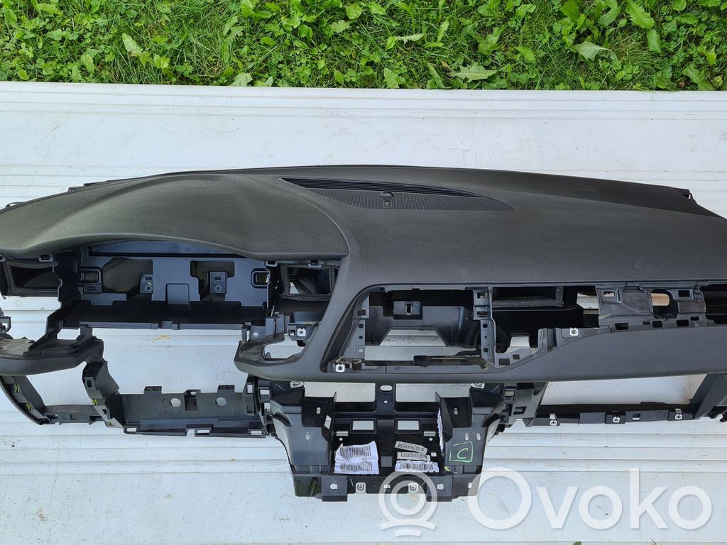 Citroen C5 Panelė 