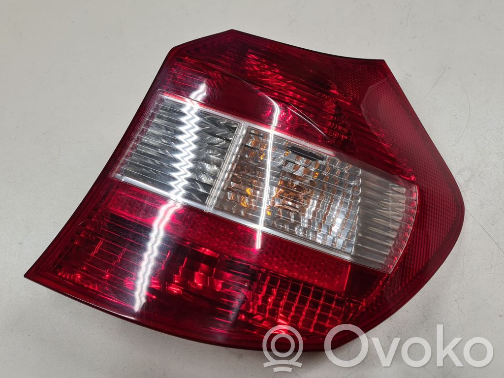 BMW 1 E81 E87 Galinis žibintas kėbule 