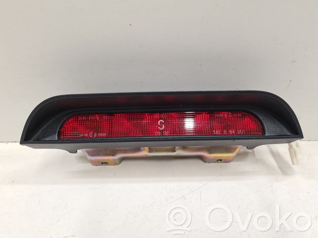Mitsubishi Space Star Third/center stoplight 