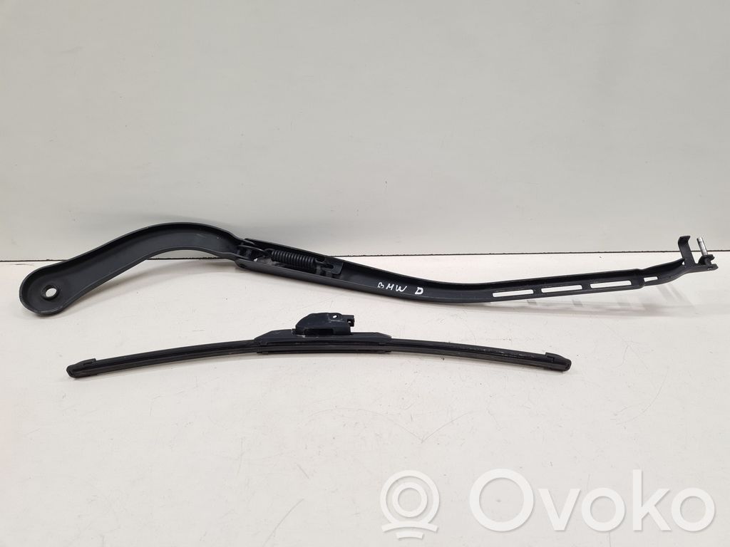 BMW 3 E92 E93 Front wiper blade arm 