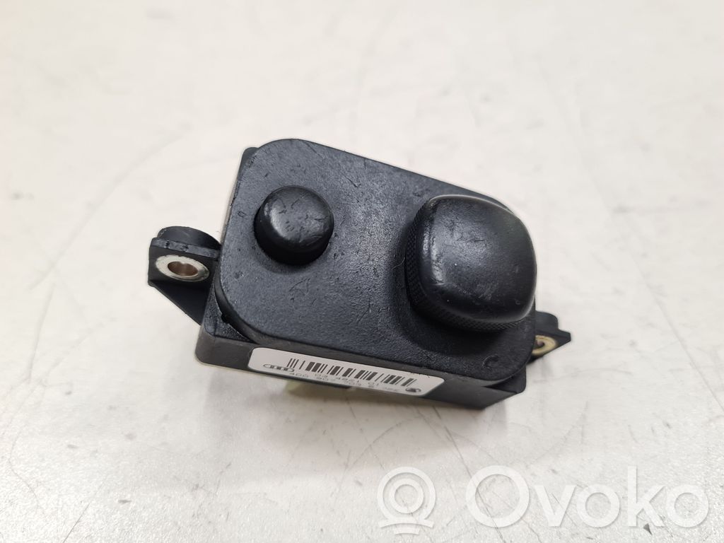 Audi A6 S6 C5 4B Steering wheel adjustment switch 