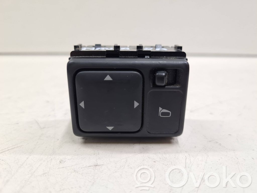 Nissan Navara D40 Wing mirror switch 
