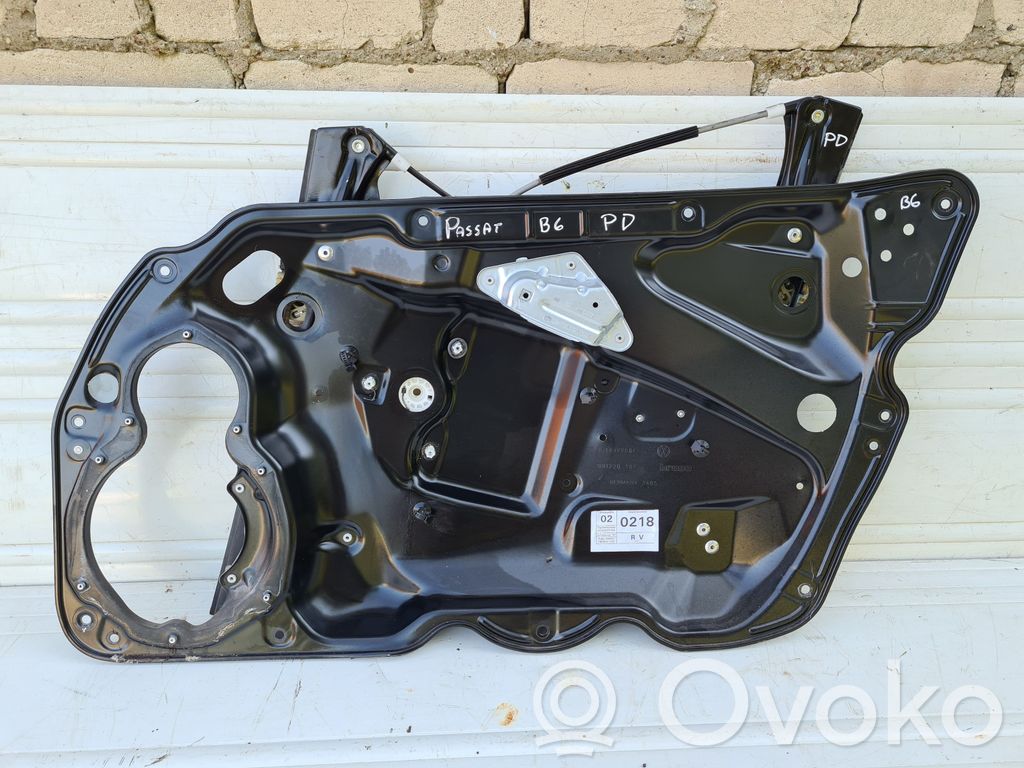 Volkswagen PASSAT B6 Mechanizm podnoszenia szyby przedniej bez silnika 