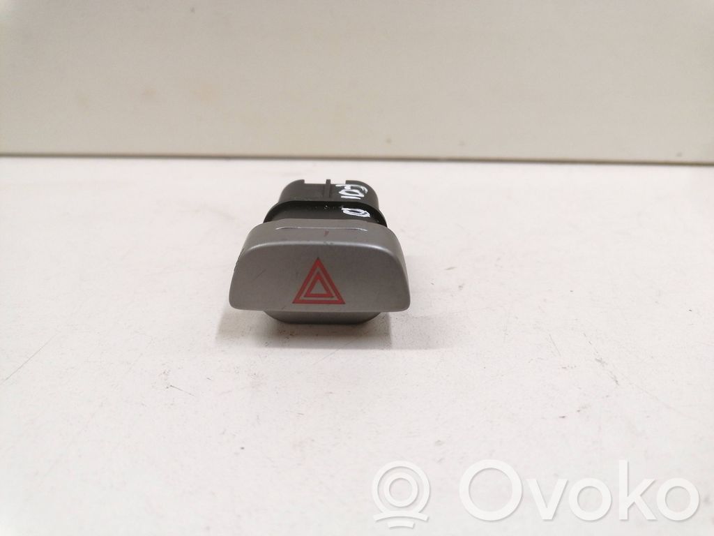 Ford Focus Hazard light switch 