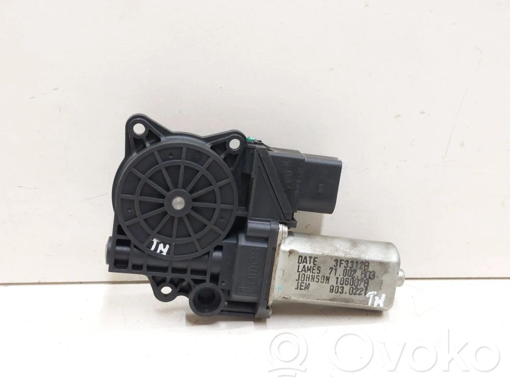 BMW 3 E90 E91 Rear door window regulator motor 