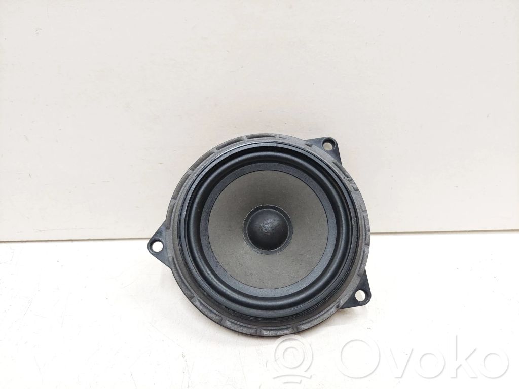 BMW 1 E81 E87 Altavoz de la puerta trasera 
