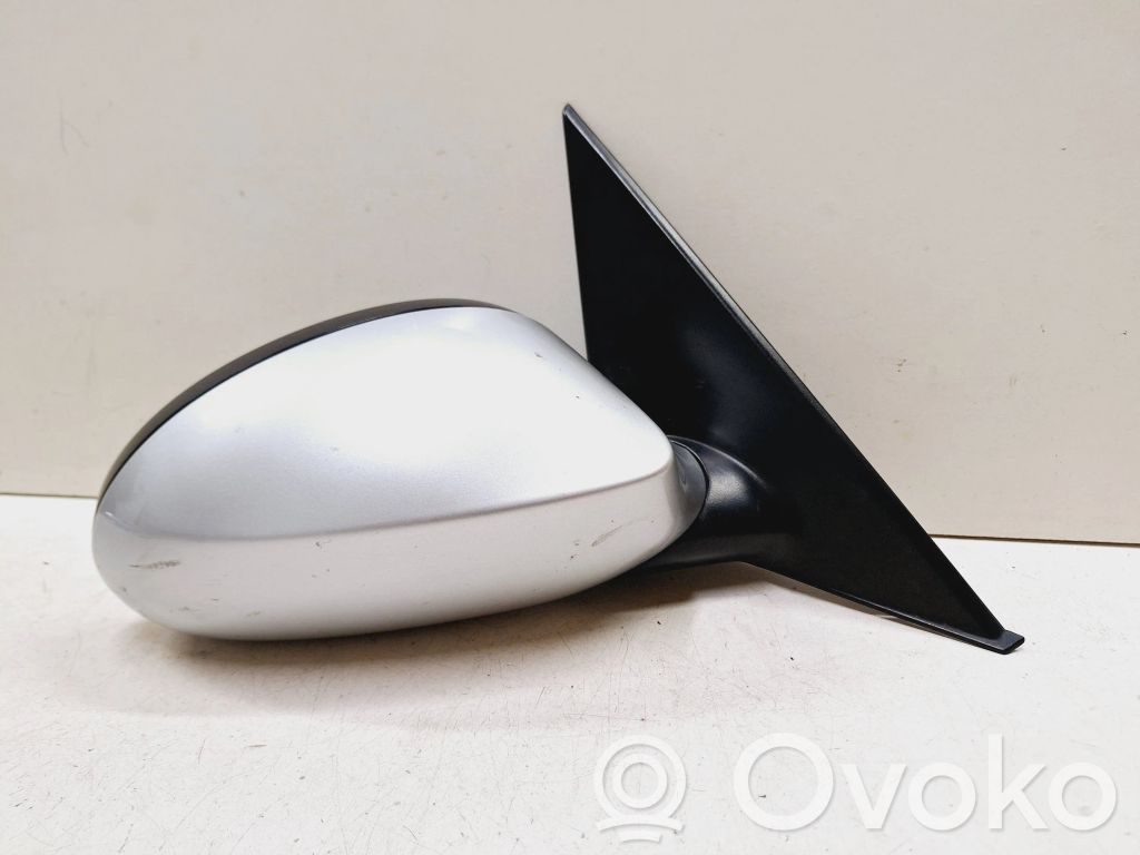 BMW 1 E81 E87 Front door electric wing mirror 