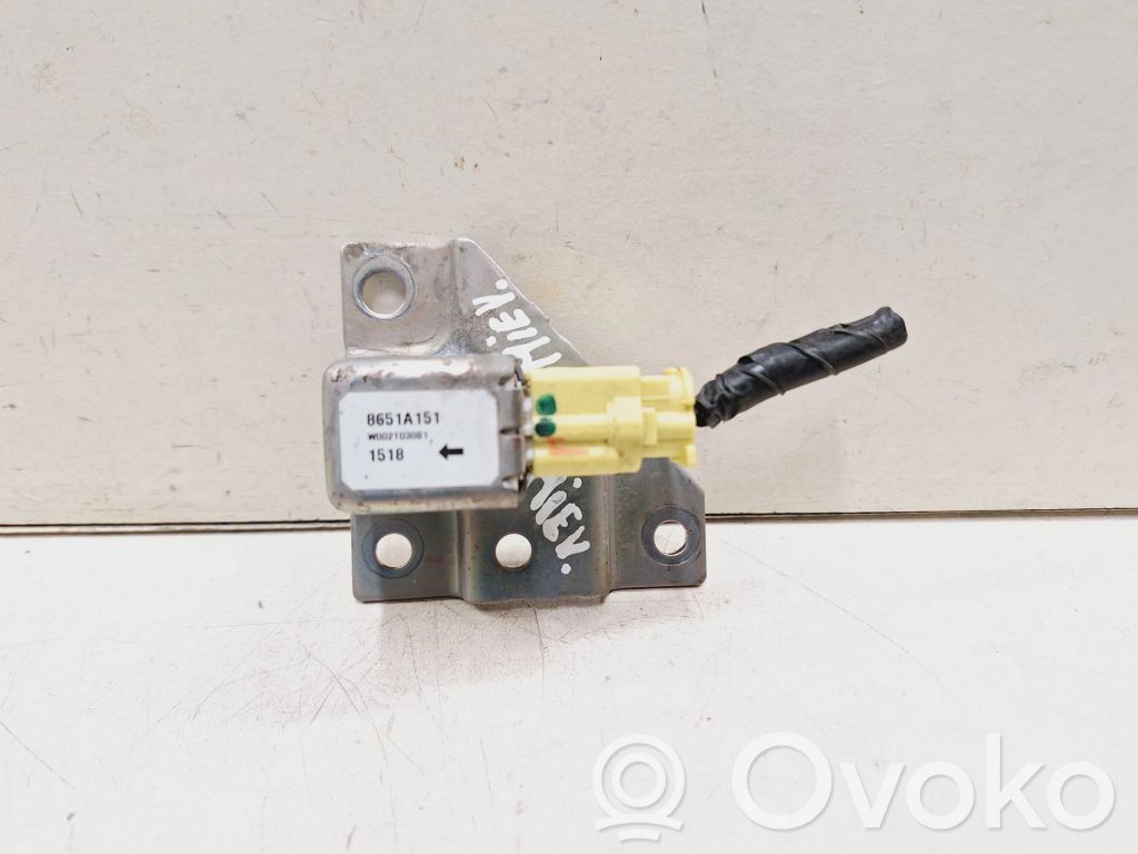 Mitsubishi i-MiEV Airbag deployment crash/impact sensor 