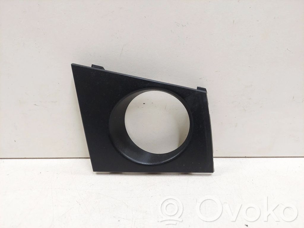 Renault Megane II Moldura/rejilla de la luz antiniebla delantera 